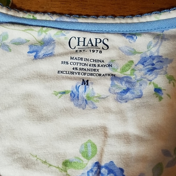 CHAPS White & Blue Flowers PJ Top Medium - Picture 2 of 3